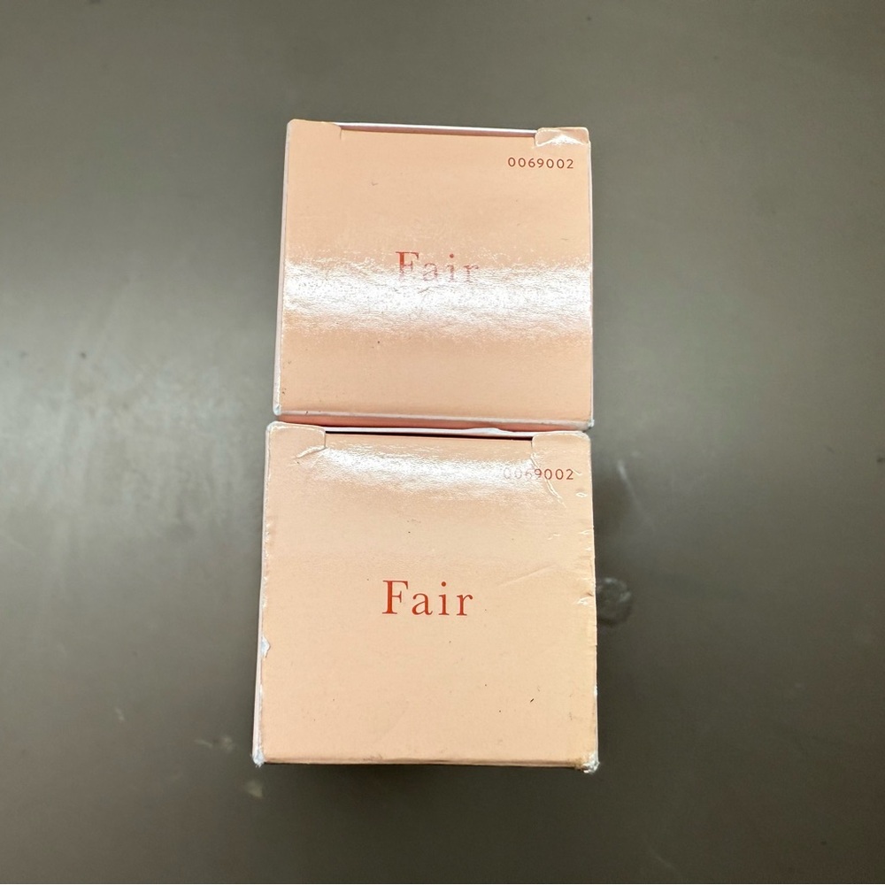 New 2X Laura Geller New York Balance-n-glow Illuminating Liquid Foundation, Fair - Picture 5 of 5